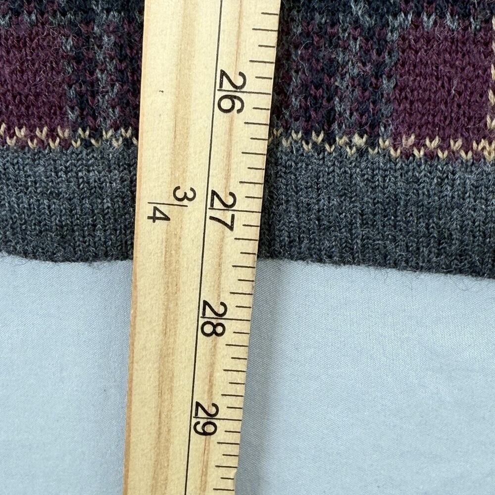 VTG Trader Bay Mens M Sweater Golf Plaid Red Gray Knit Merino Wool Blend Preppy - Picture 6 of 9